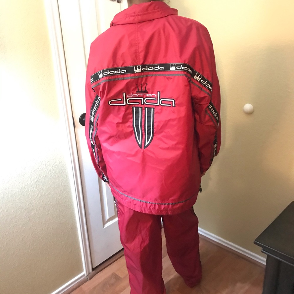 Dada Supreme warm ups